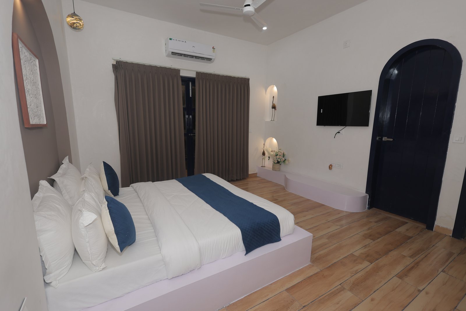 3BHK Villa Dining Area Udaipur Rajasthan - Dining Space for Families from Gujarat Punjab Haryana